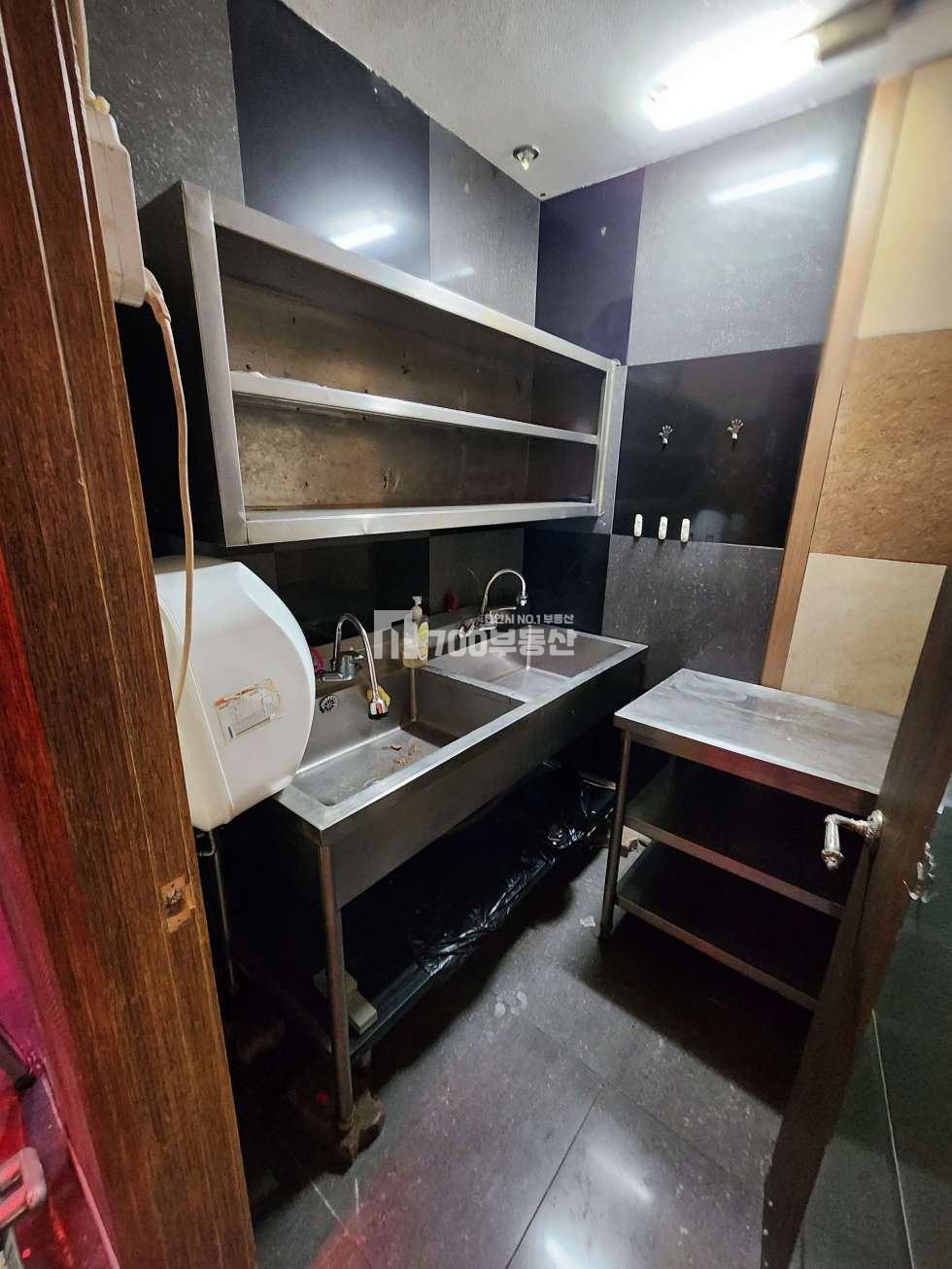 충남 천안서북구 성정동 천안시 성정동 상업지구 유흥거리 1층 대형매장 임대 월세 매물번호 11250 사진 3