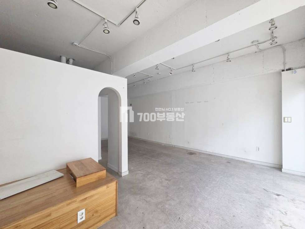 충남 천안서북구 두정동 천안 두정동 원룸밀집지역 뷰티샵 추천 공실 월세 매물번호 11664 사진 3