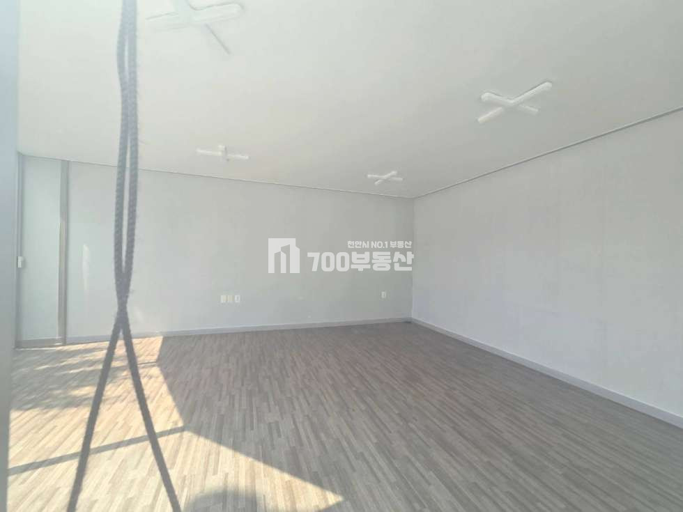 충남 천안동남구 문화동 천안 문화동 대로변 사거리 1층 코너상가 월세 매물번호 11720 사진 3