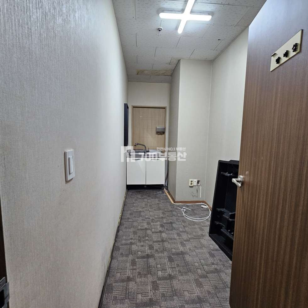 충남 천안서북구 두정동 천안 두정동 사무실인테리어 완비 사무실월세 두정동사무실월세임대 월세 매물번호 10952 사진 3